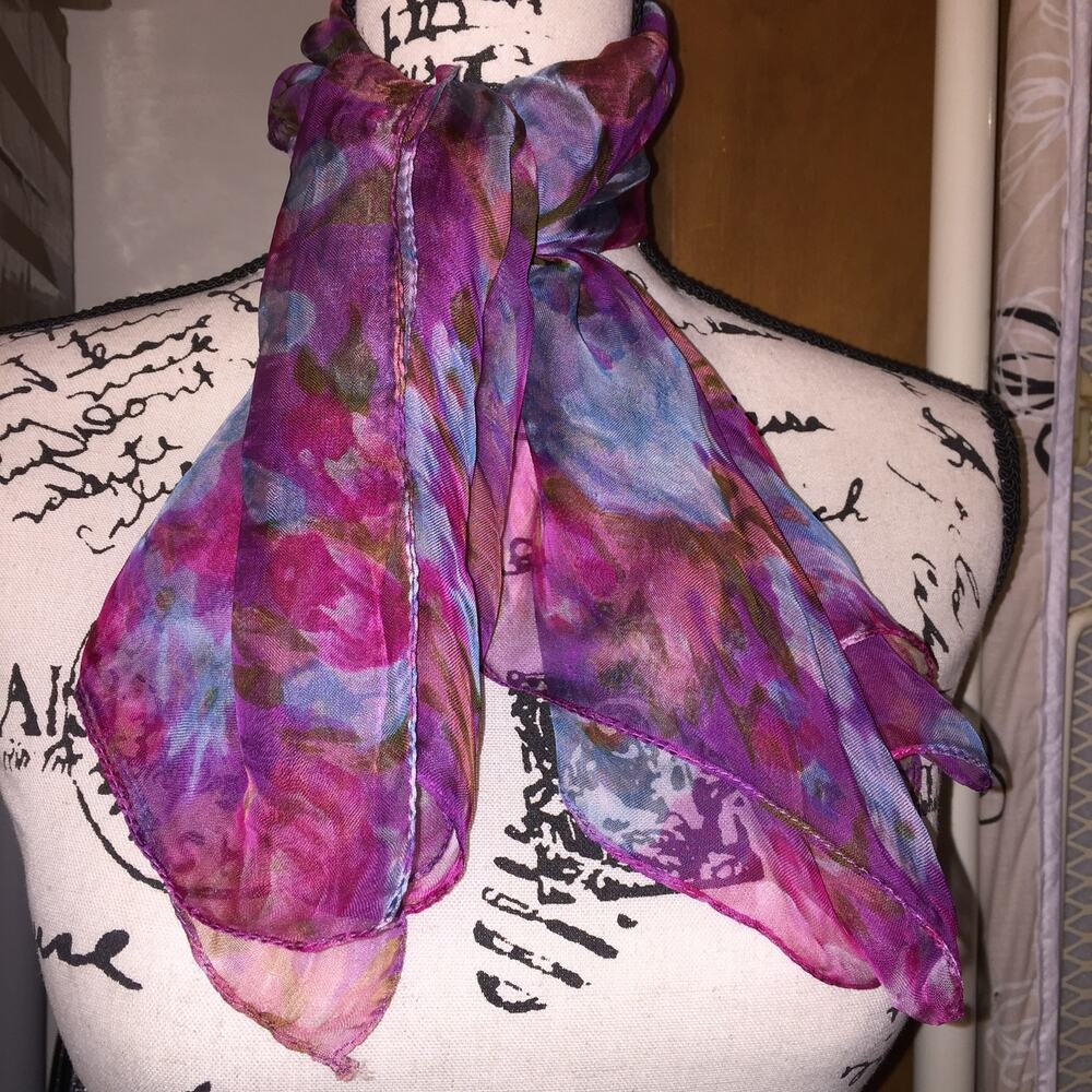Floral Scarf 33 x 34.5